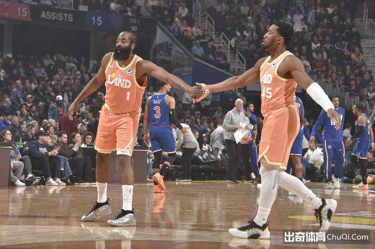 王楚钦佩戴,同款项链与,神秘人同框,kaiyun·开云（中国）官网,KaiYun,SPORTS,kaiyun·开云（中国）中国官网,KaiYun体育平台,kaiyun·开云（中国）服务